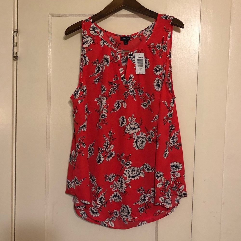 Torrid orange flowed tank. New with tags